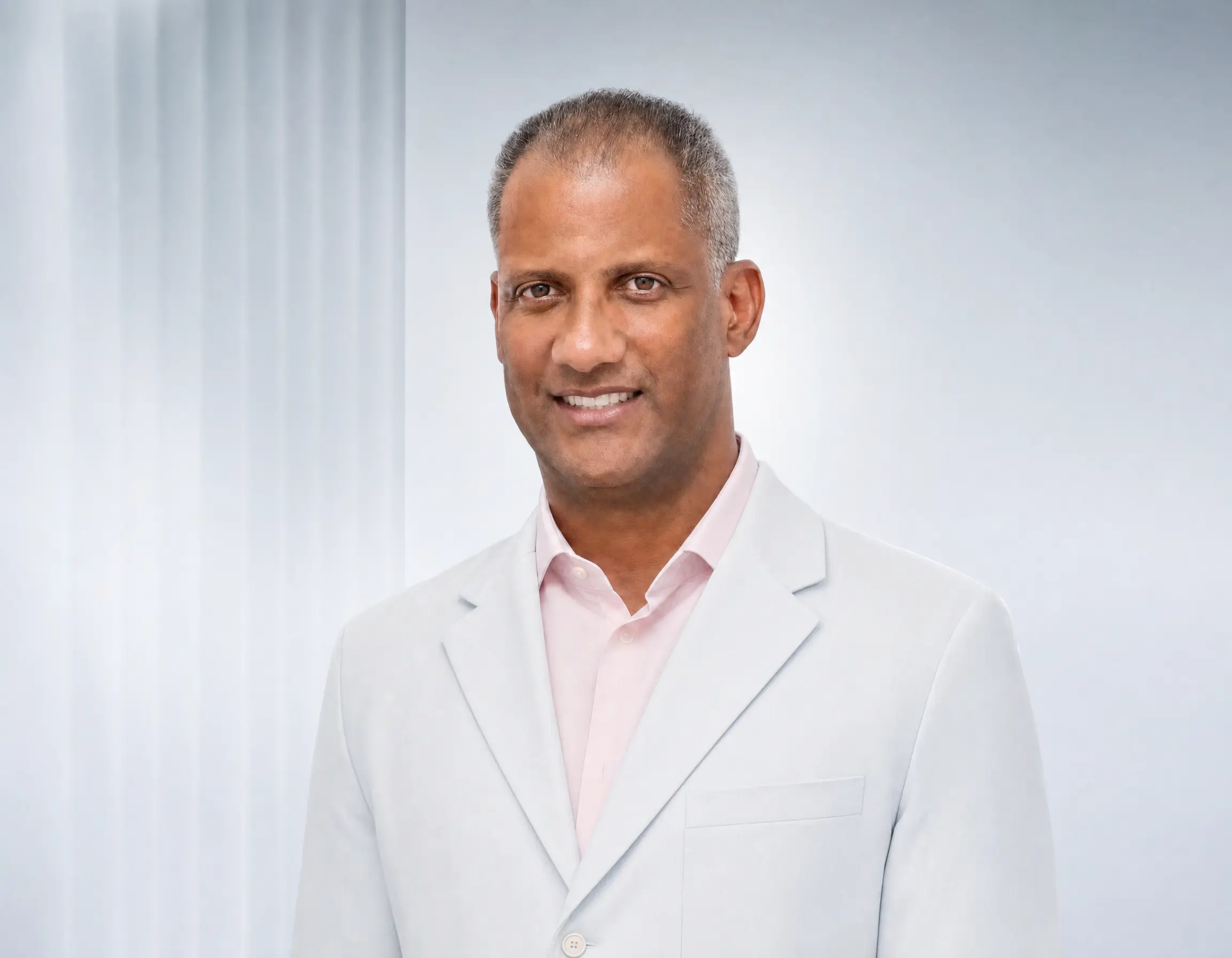 Miguel Sánchez, director médico